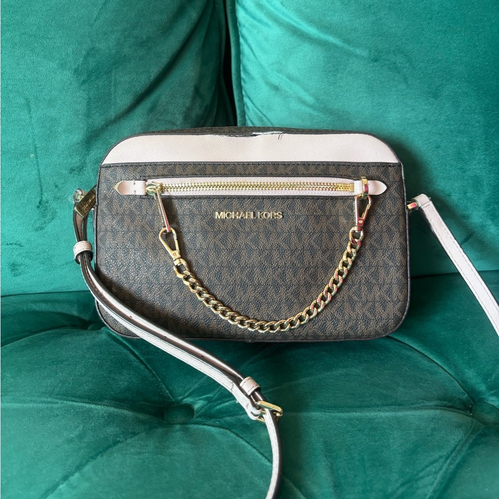 Michael Kors Jet Set East West Crossbody